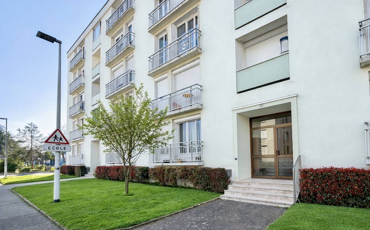 2Biens-en-Ville-Appartement-3-chambres-balcon