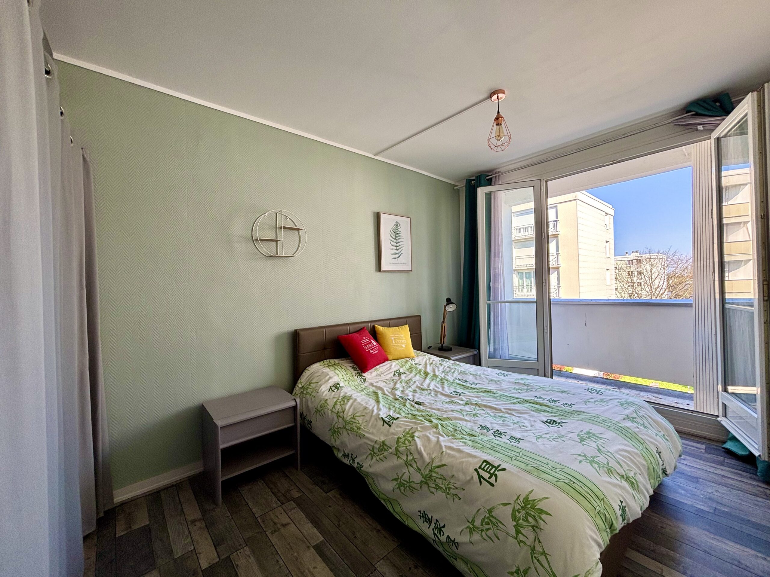 IMG_7683.Biens-en-Ville-Appartement-3-chambres-balcon