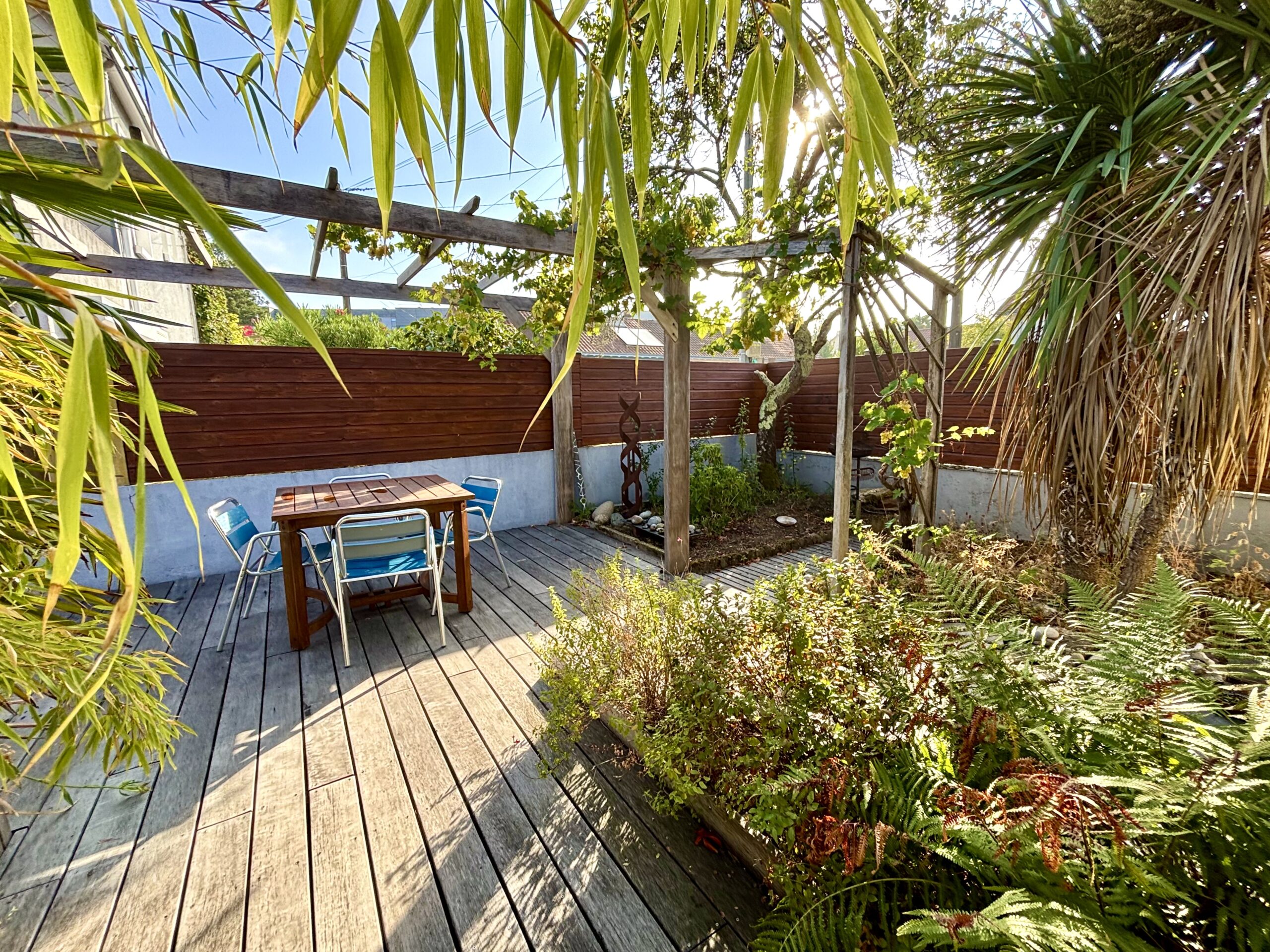 IMG_0260.Agence-immobiliere-reze-biens-en-ville-maison-plain-pied-2-chambres-jardin-rénovée-tramway