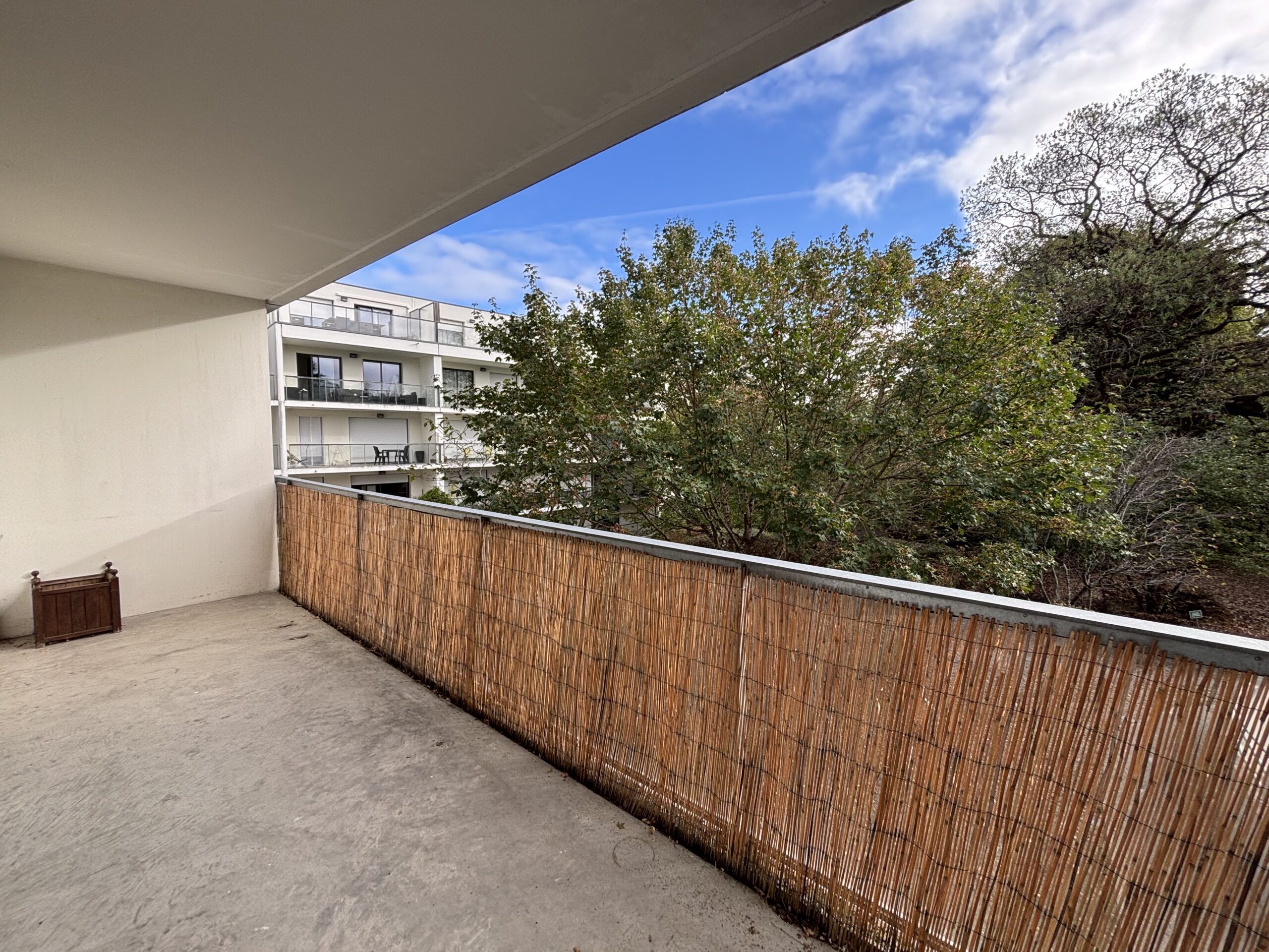 IMG_0440.Agence-immobiliere-nantes-terrasse-busway-2008-2-chambres-recent
